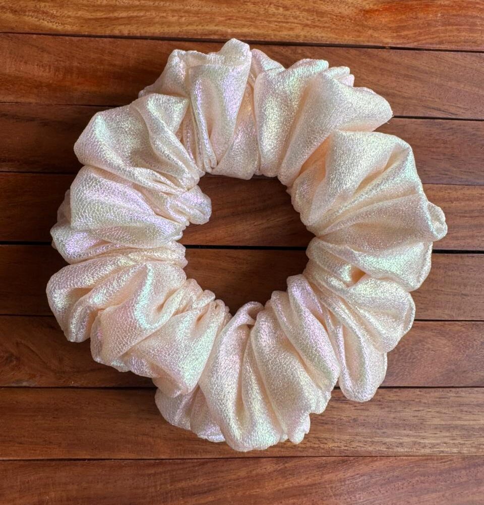 Hologram Scrunchie Creamy Peach