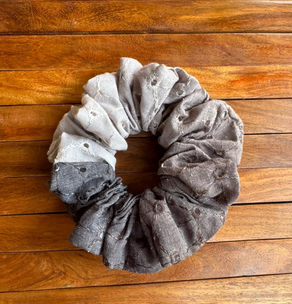 Ombre Hakoba Cotton Scrunchie Brown